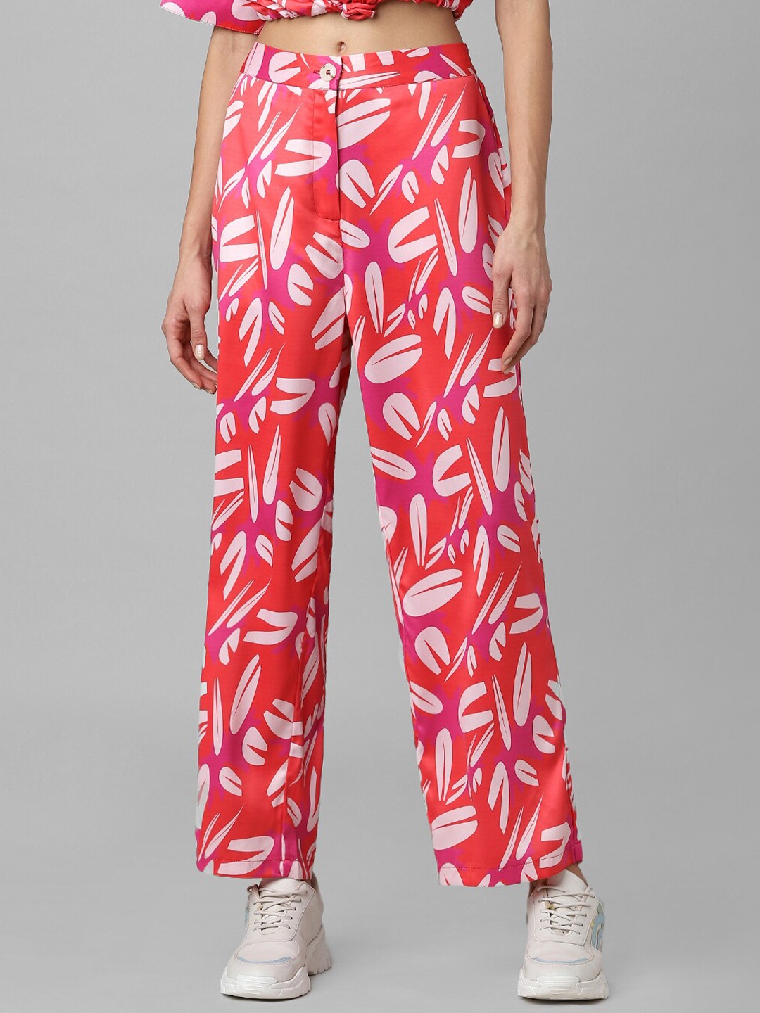 

ONLY Women Printed Straight Fit High-Rise Trousers, Red