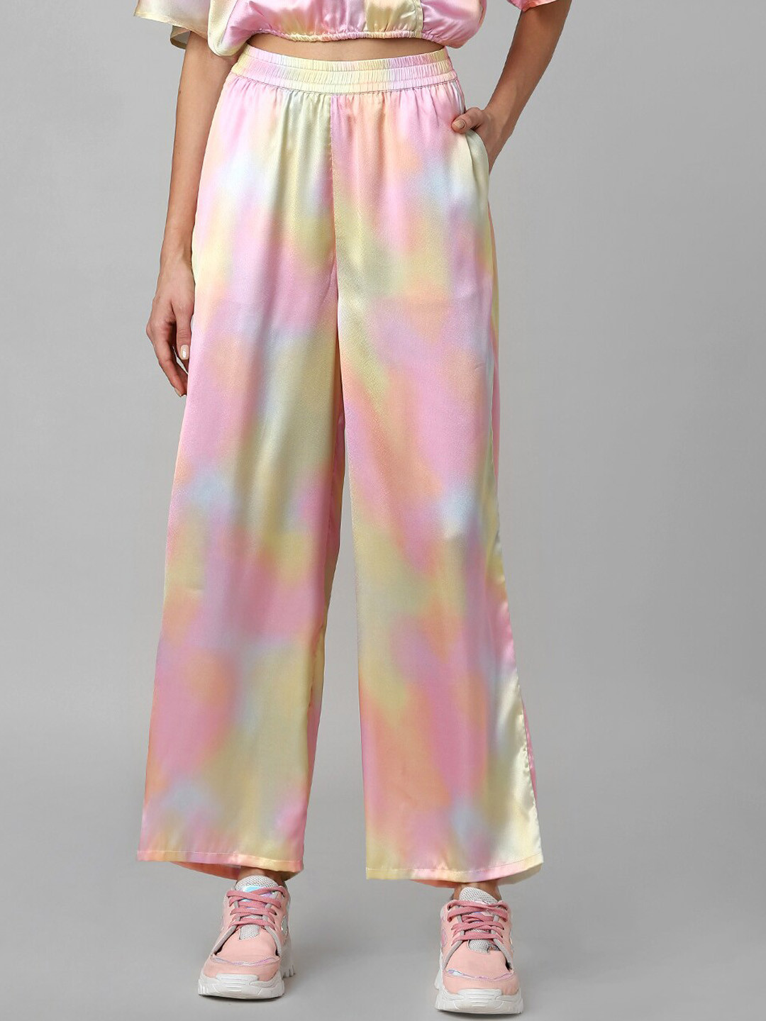 

ONLY Women Straight Fit High-Rise Pleated Trousers, Pink