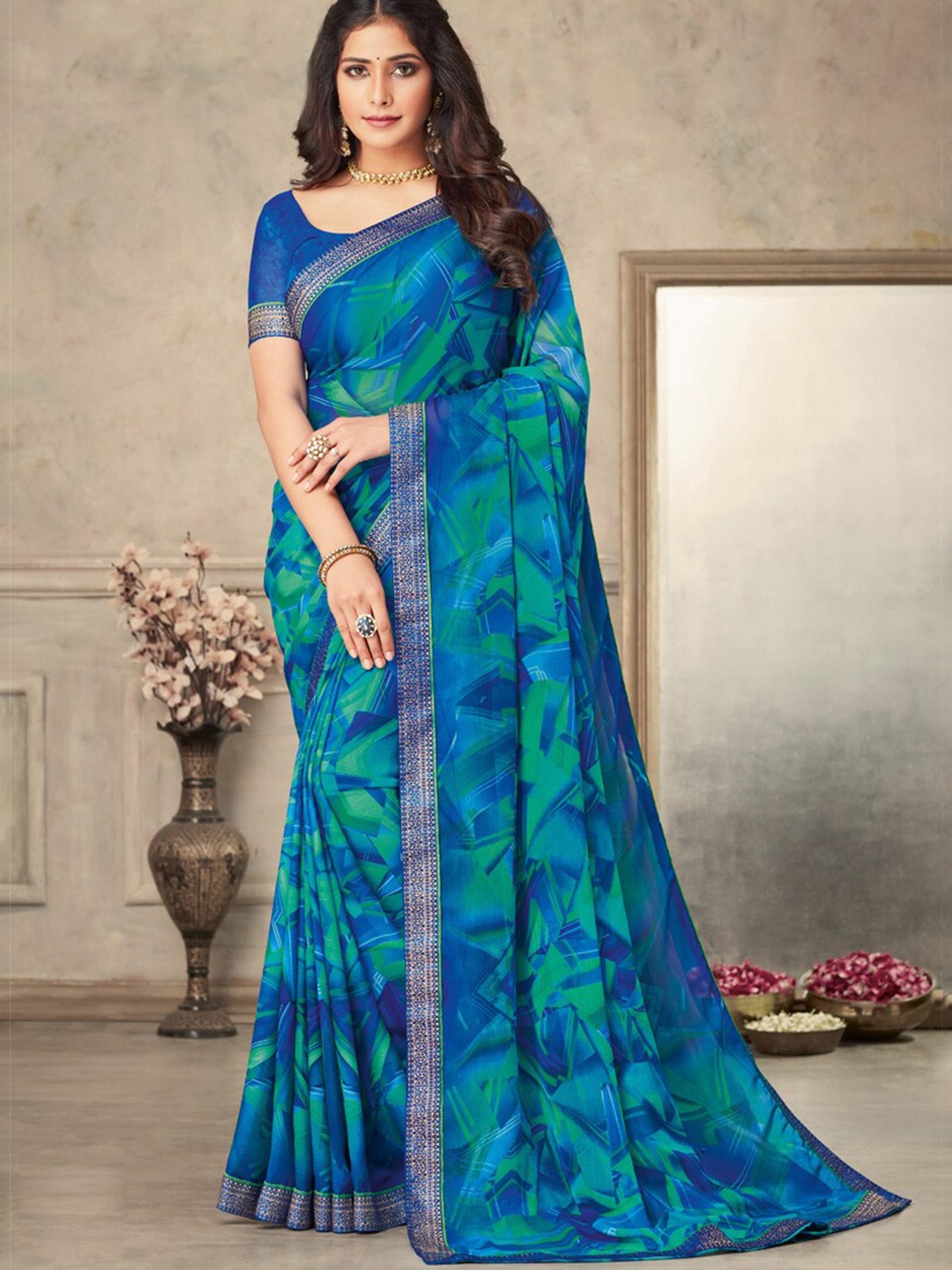 

DIVASTRI Abstract Printed Zari Pure Chiffon Saree, Blue