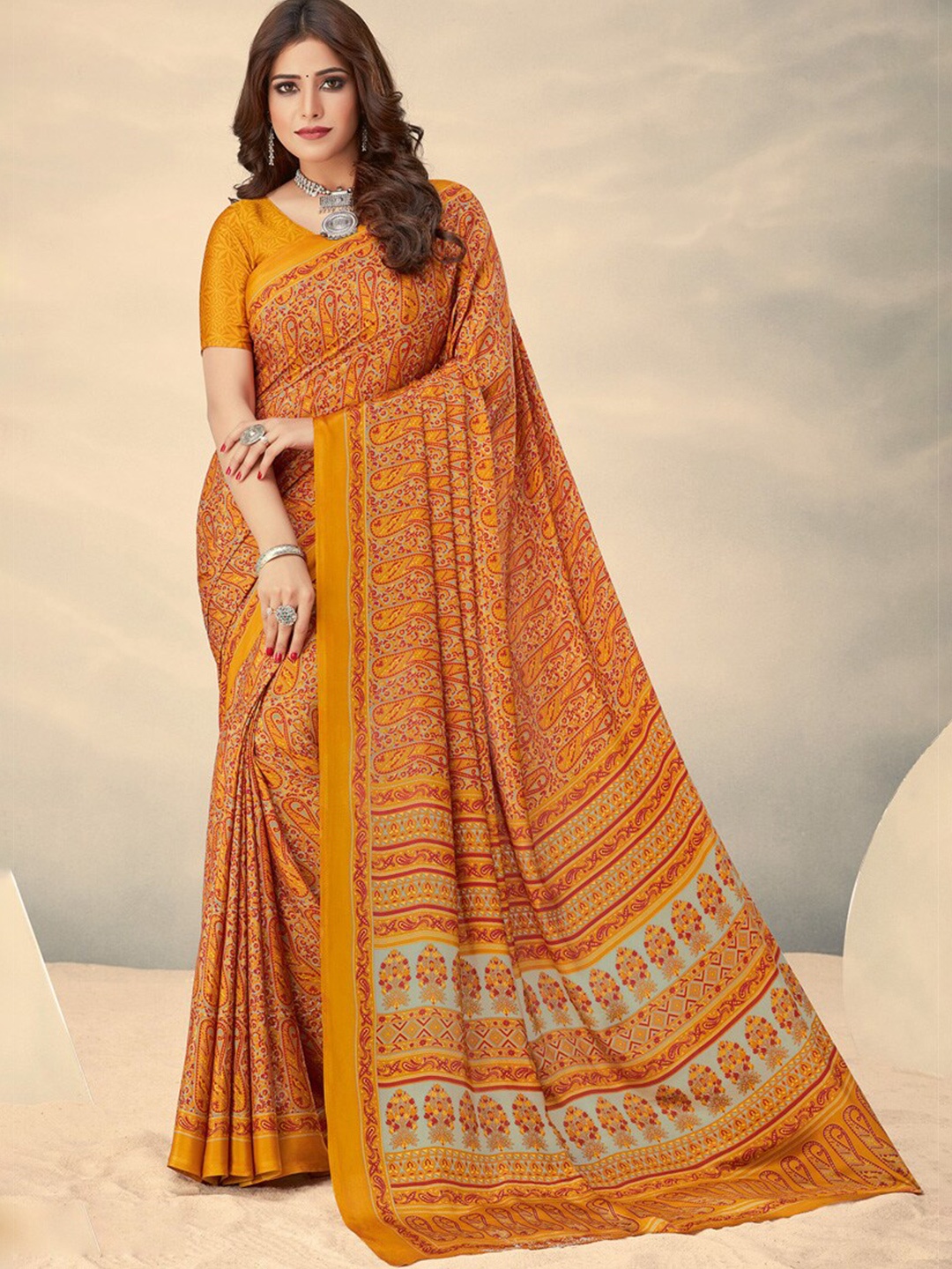 

DIVASTRI Paisley Printed Saree, Mustard
