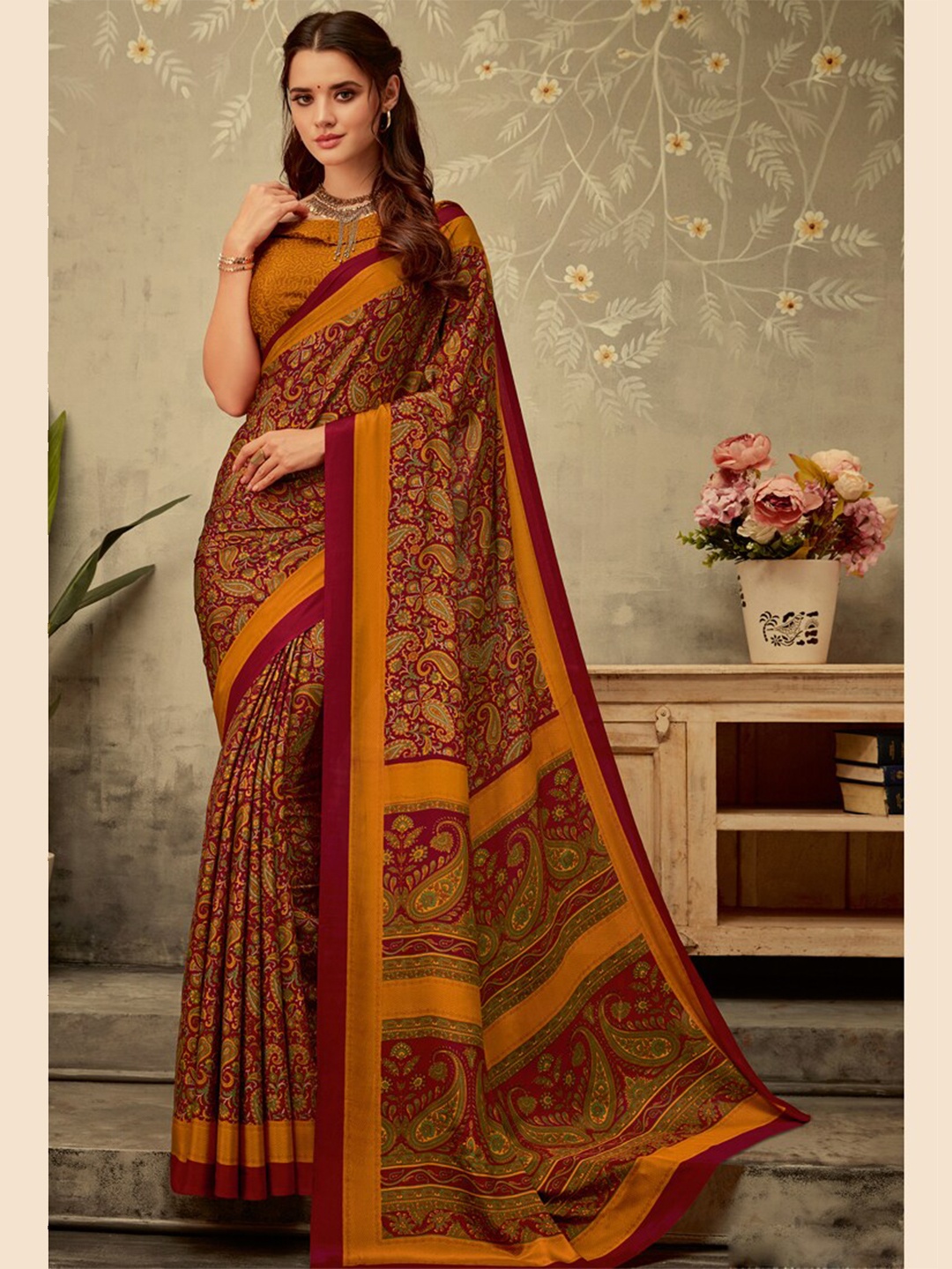 

DIVASTRI Paisley Printed Saree, Red