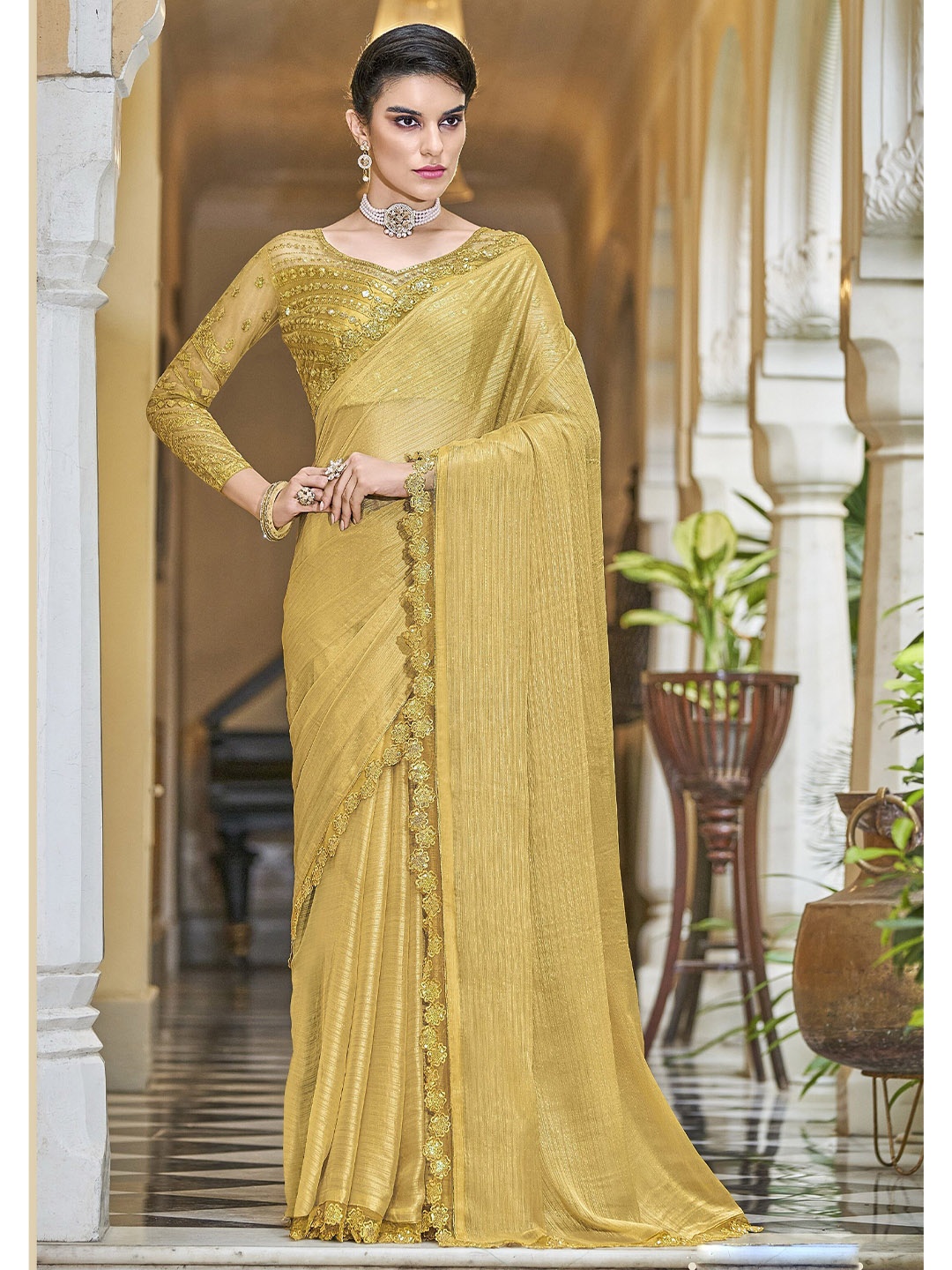 

DIVASTRI Embellished Embroidered Pure Silk Saree With Blouse Piece, Beige