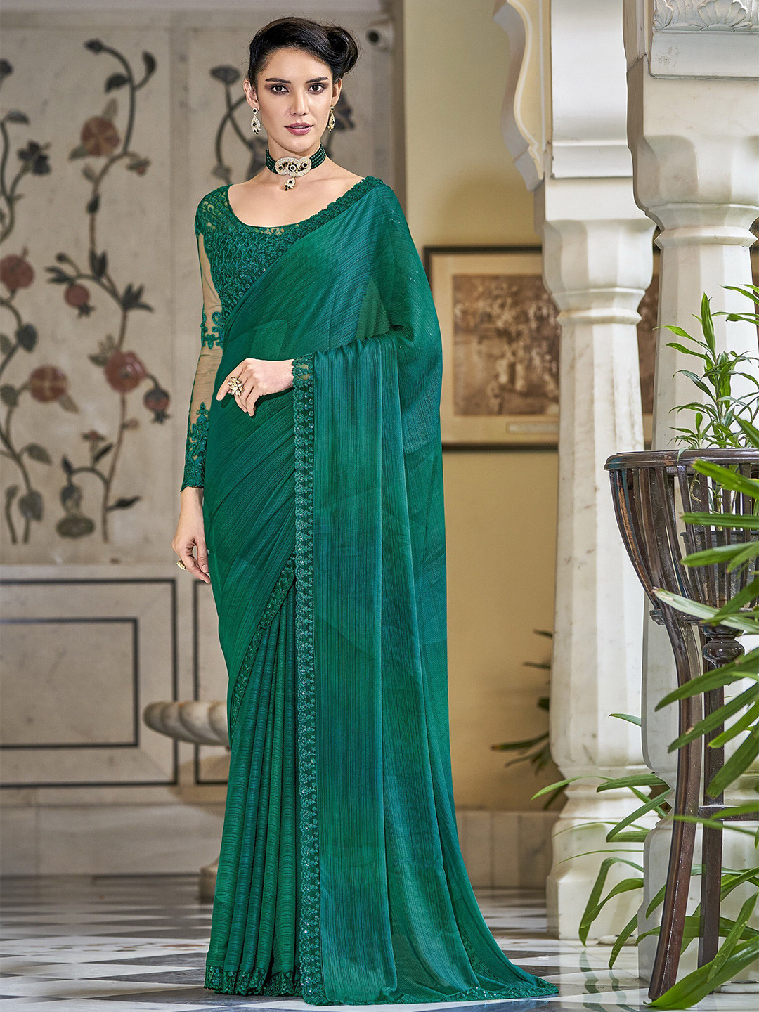 

DIVASTRI Striped Sequined Pure Silk Saree, Green