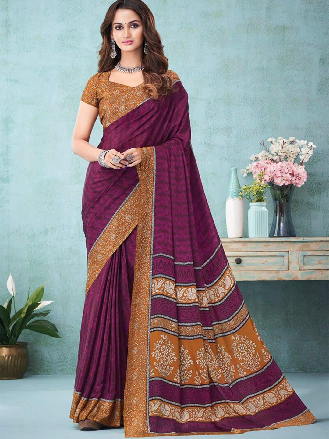 

DIVASTRI Ethnic Motif Printed Saree, Purple