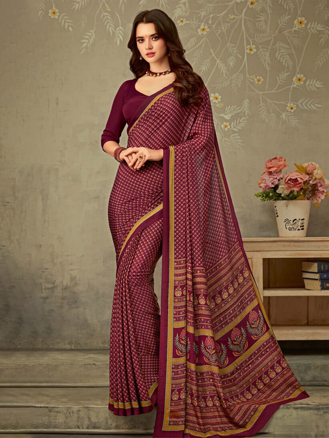 

DIVASTRI Floral Printed Pure Silk Saree, Maroon