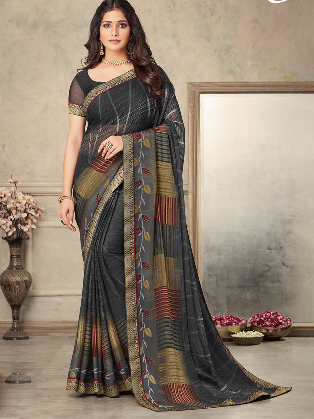 

DIVASTRI Abstract Printed Pure Chiffon Saree, Grey