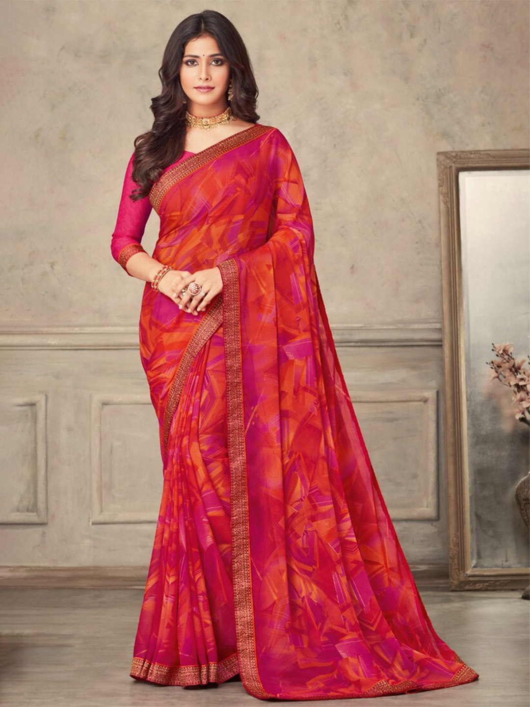 

DIVASTRI Abstract Printed Pure Chiffon Saree, Red