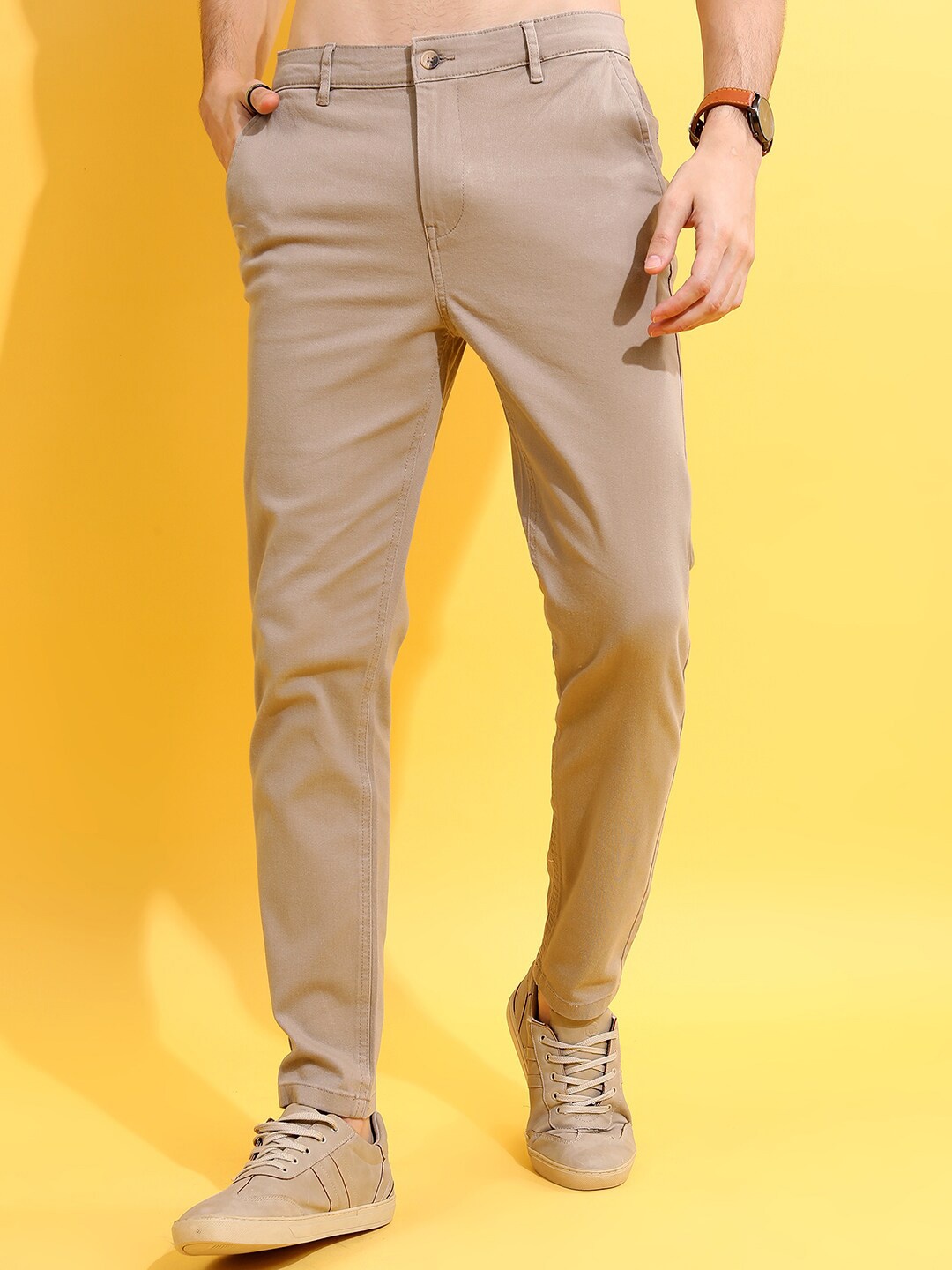 

HIGHLANDER Men Camel Brown Tapered Fit Chinos Trousers