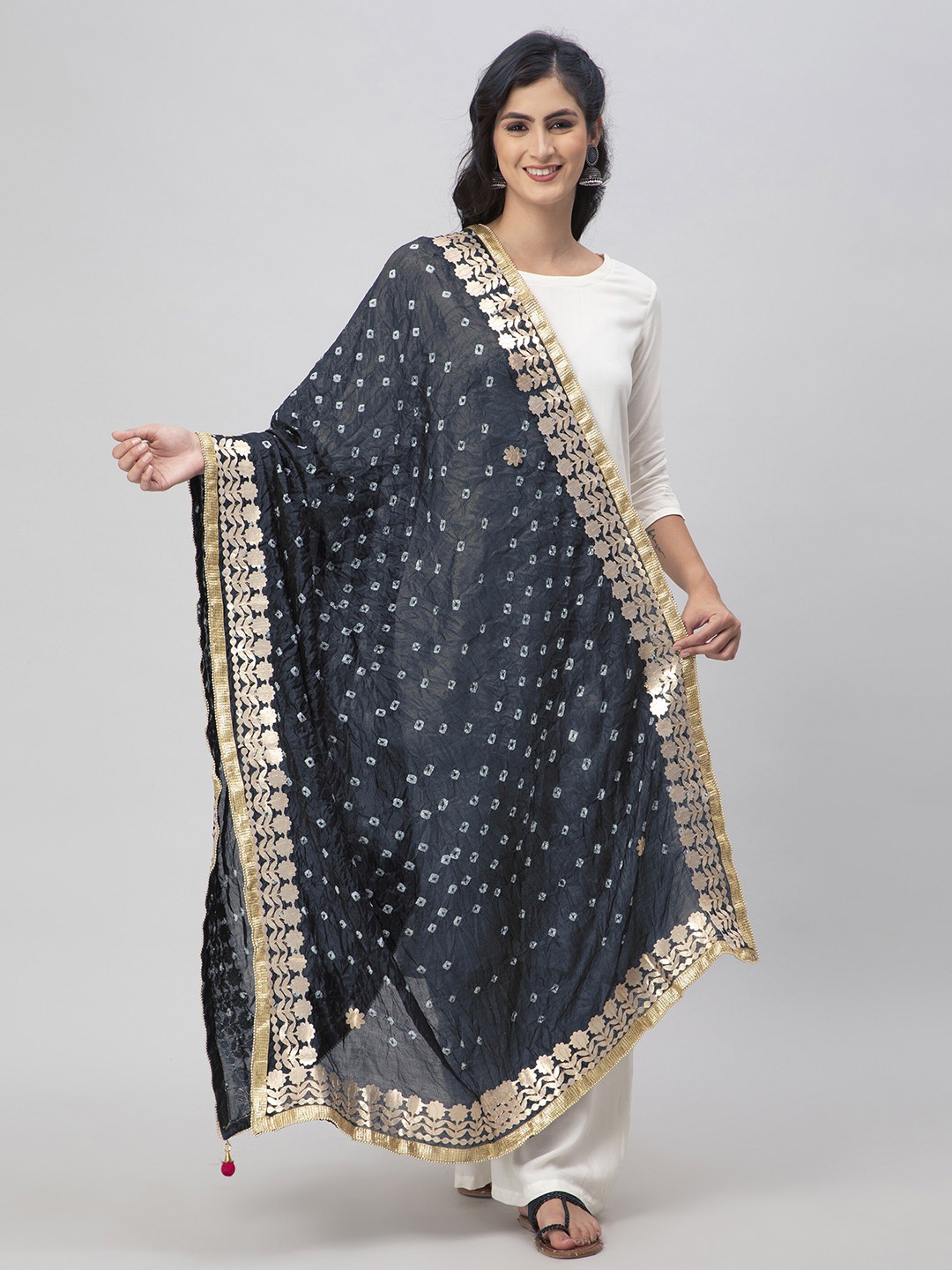 

Aditi Wasan Dyed Bandhani Dupatta, Grey