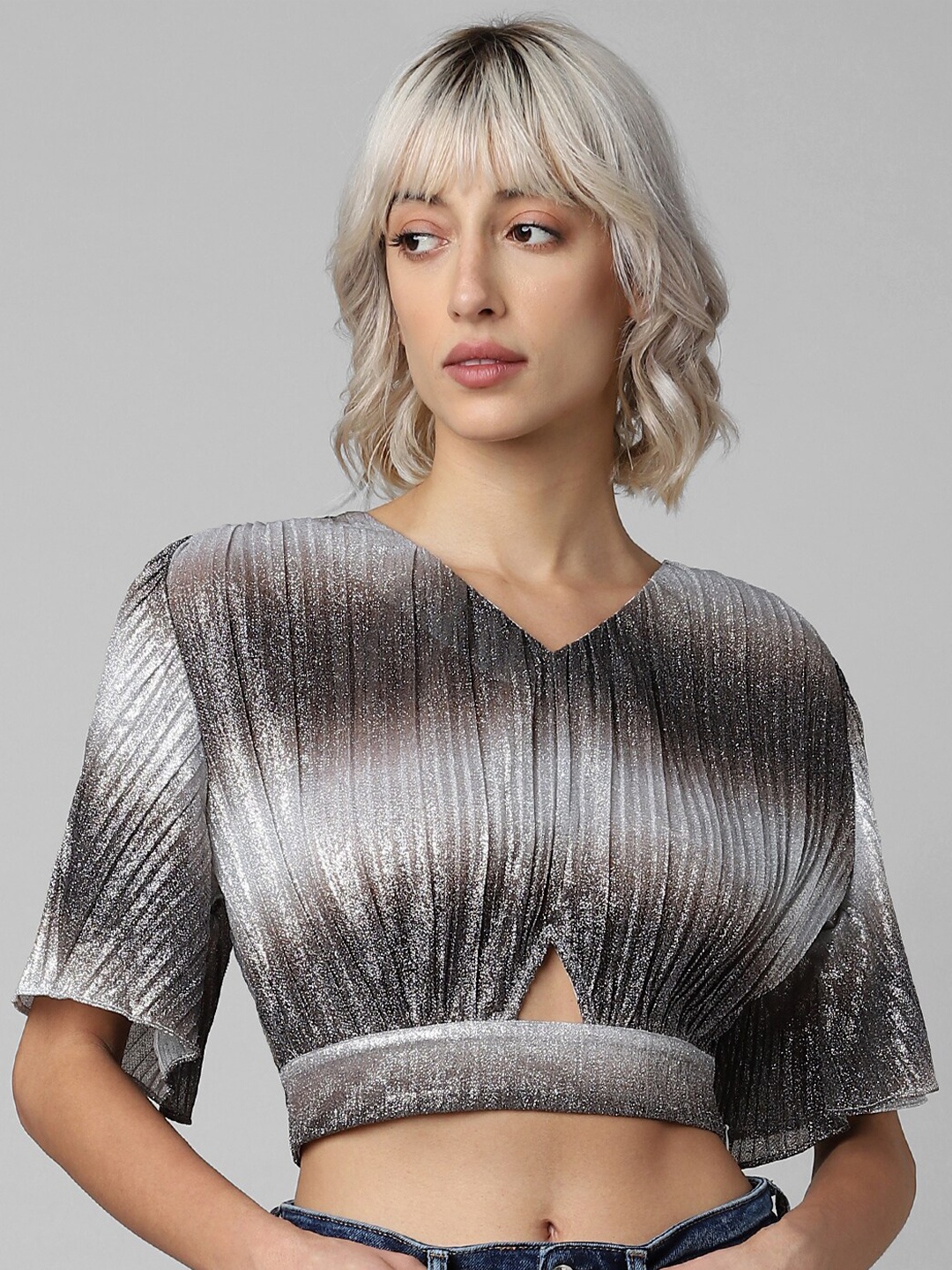 

ONLY Flared Sleeve V-Neck Cinched Waist Crop Top, Silver