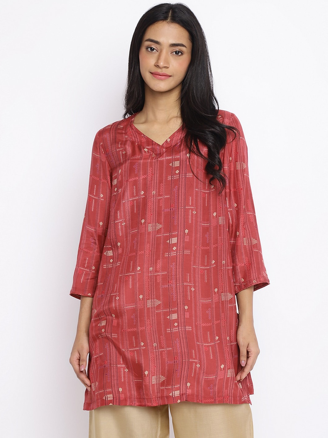 

Fabindia V-Neck Abstract Printed Straight Kurta, Maroon