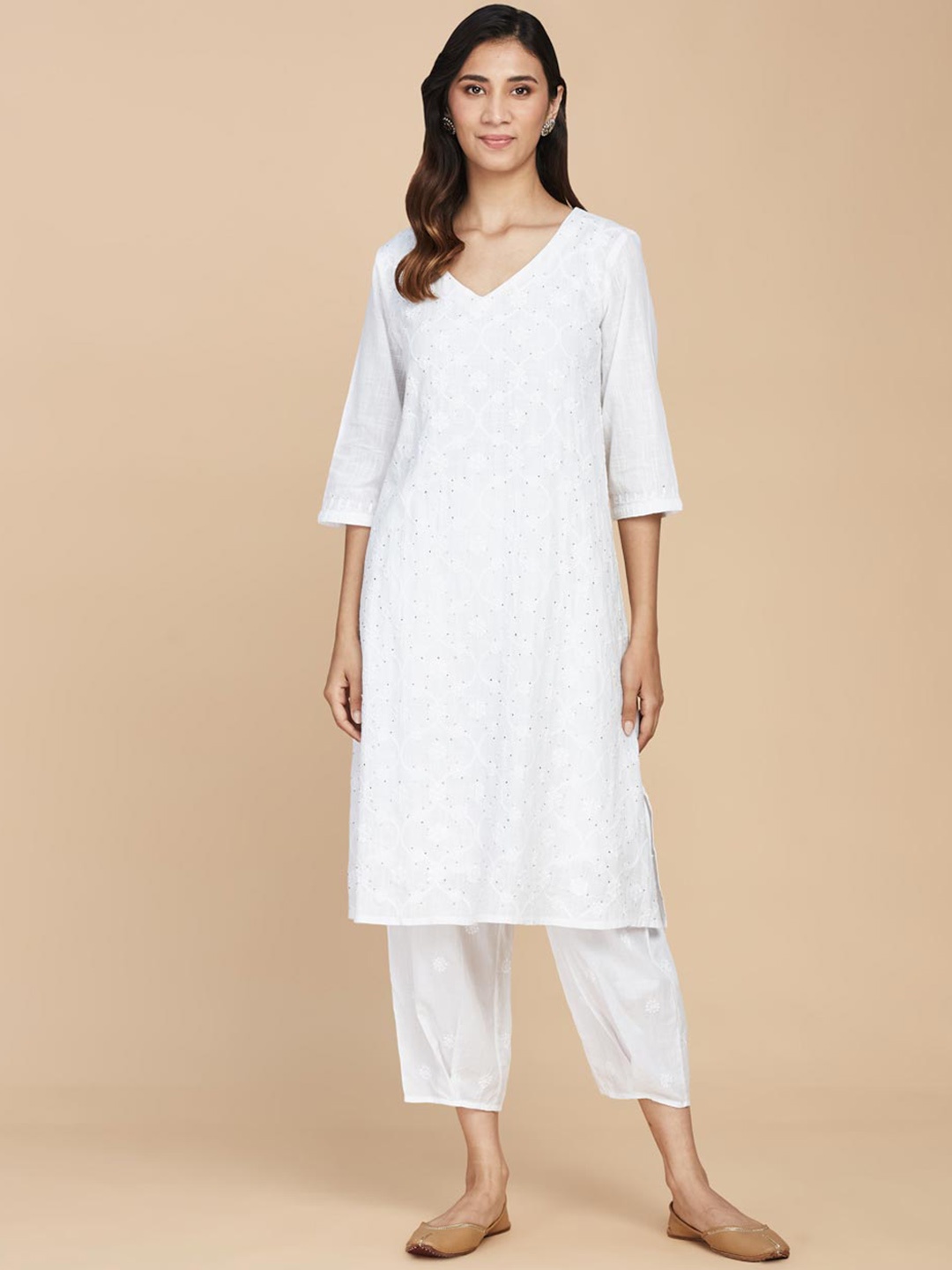

Fabindia Ethnic Motifs Embroidered Chikankari Cotton Kurta, White