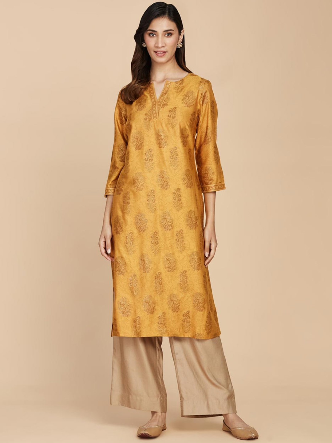 

Fabindia Notched Neck Floral Printed Slim Fit Kurta, Mustard