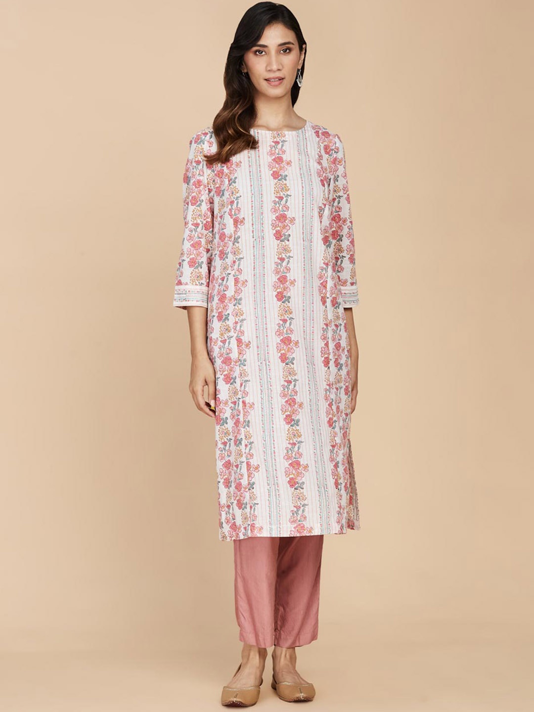 

Fabindia Round Neck Floral Printed Cotton Straight Kurta, White