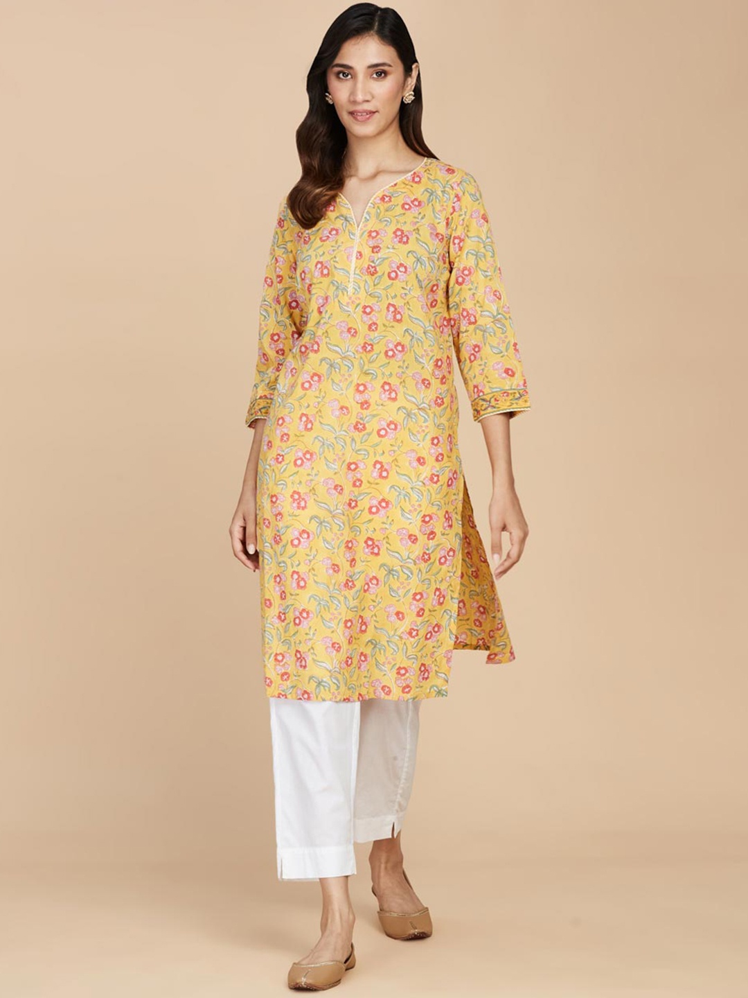 

Fabindia Floral Printed V-Neck Straight Cotton Kurta, Yellow