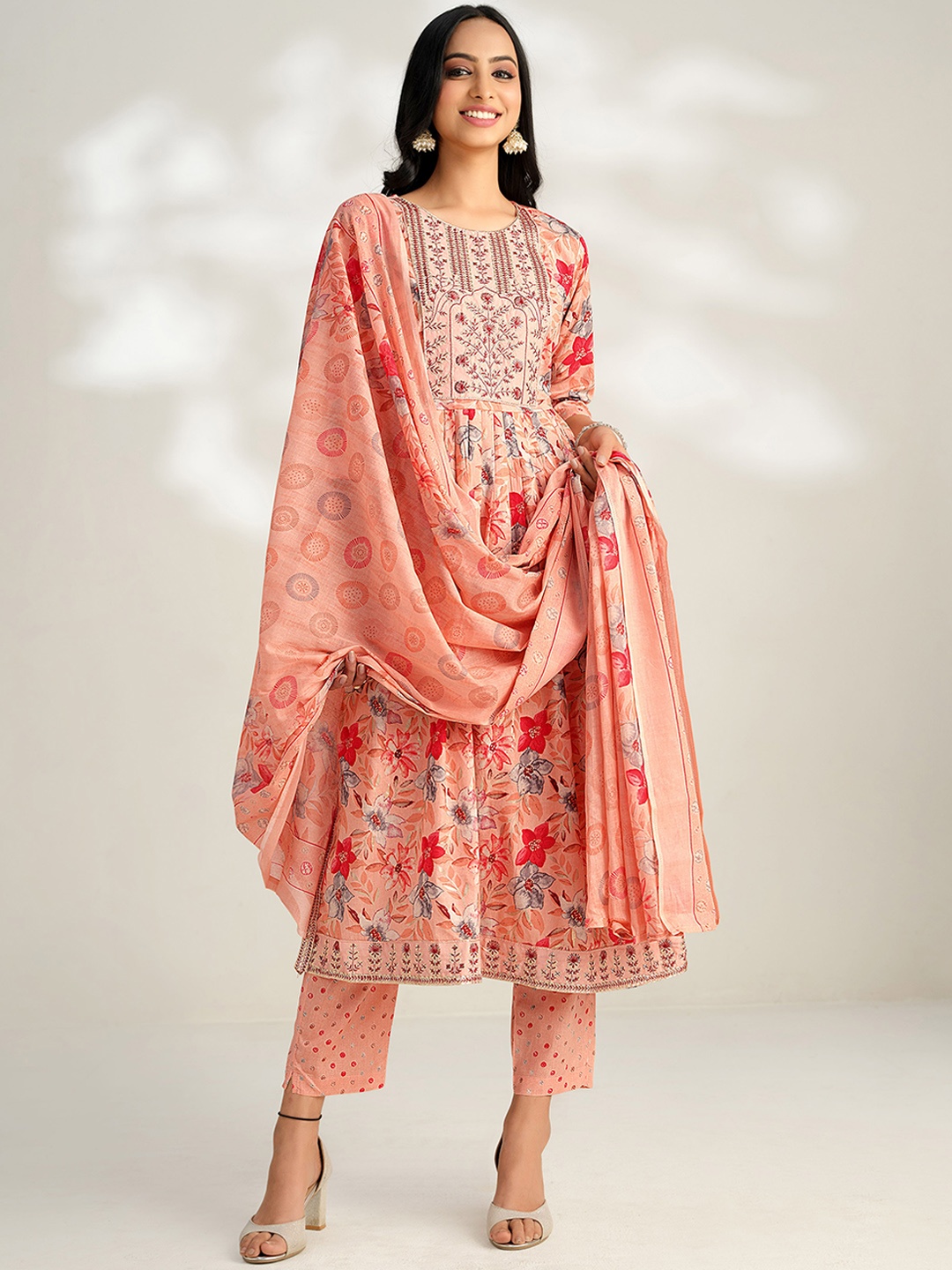 

Sangria Peach & Red Floral Printed Pure Cotton Kurta With Trouser & Dupatta