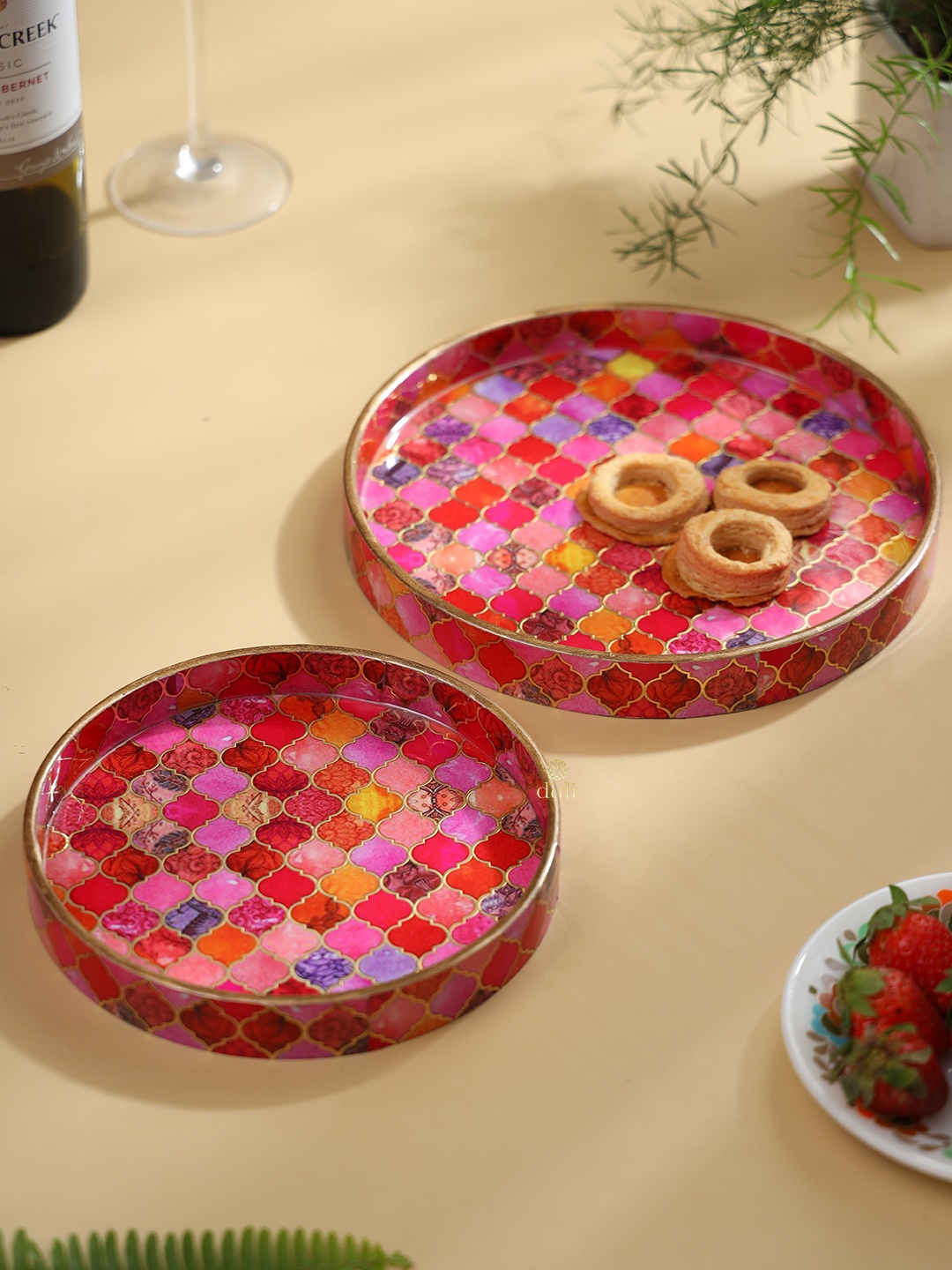 

DULI Red & Pink 2 Pieces Printed Round Serving Tray