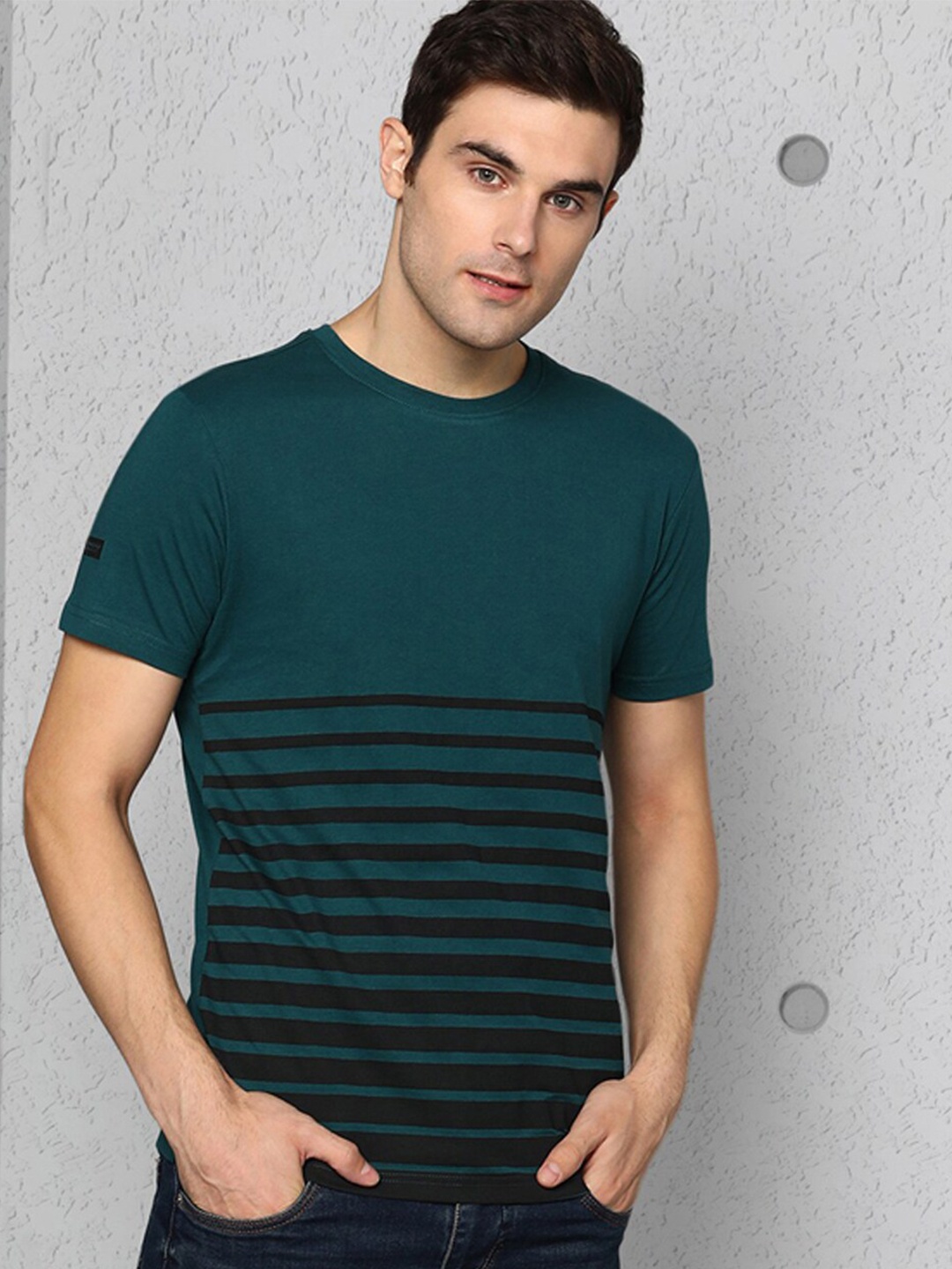 

Metronaut Striped Round Neck T-shirt, Green