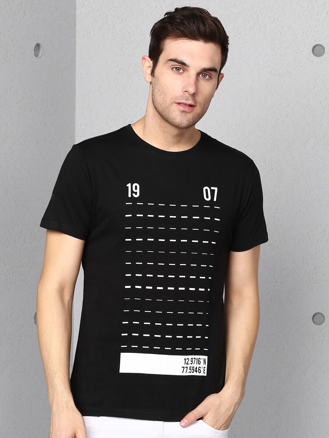 

Metronaut Graphic Printed Cotton T-shirt, Black