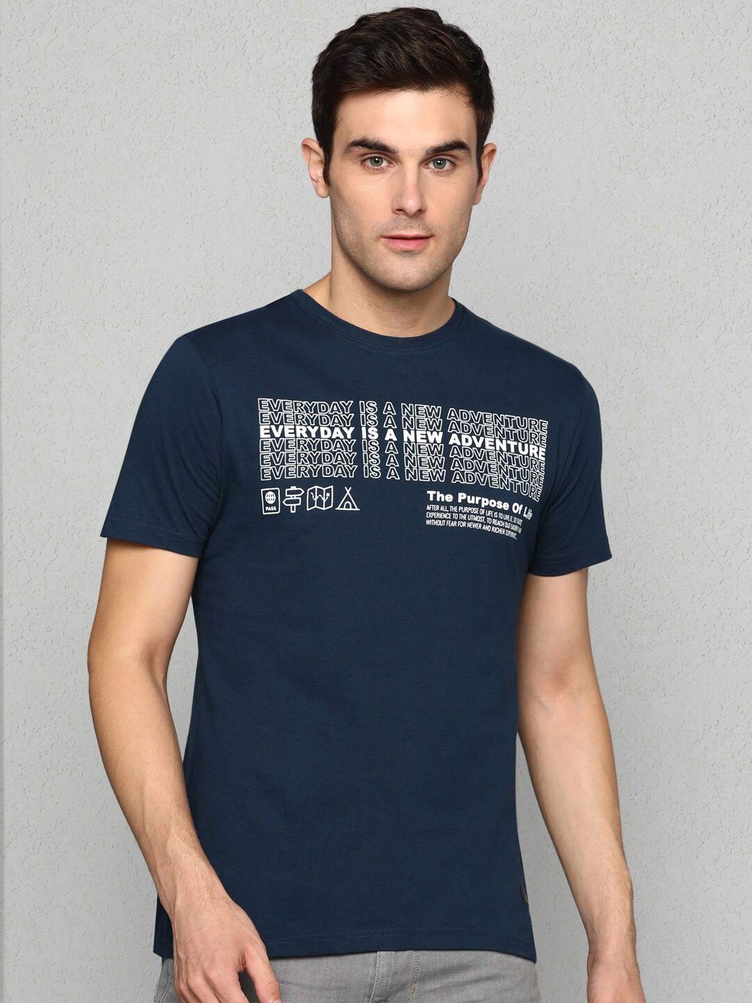 

Metronaut Typography Printed Round Neck T-shirt, Navy blue