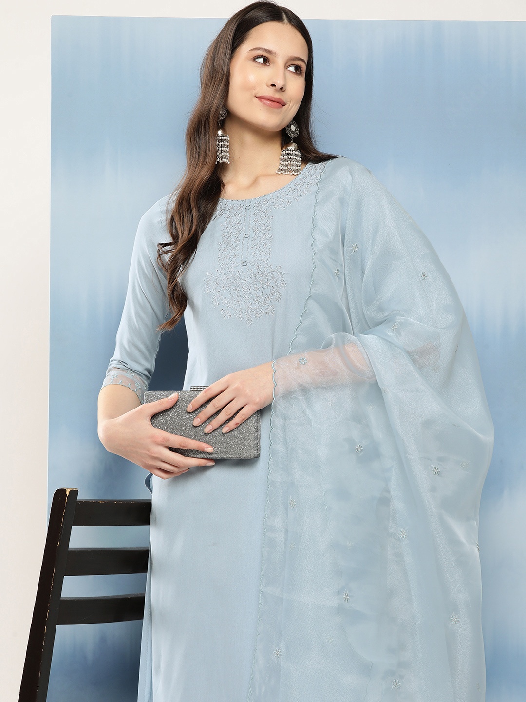 

Nayo Women Floral Embroidered Regular Thread Work Kurta with Palazzos & With Dupatta, Turquoise blue
