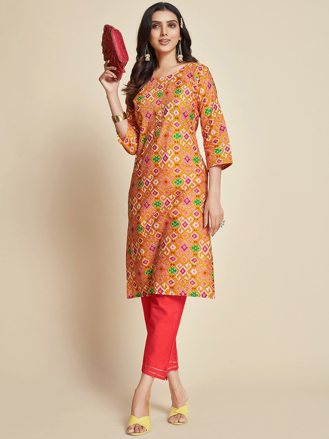 

Sangria Mustard & White Patola Printed Pure Cotton Kurta