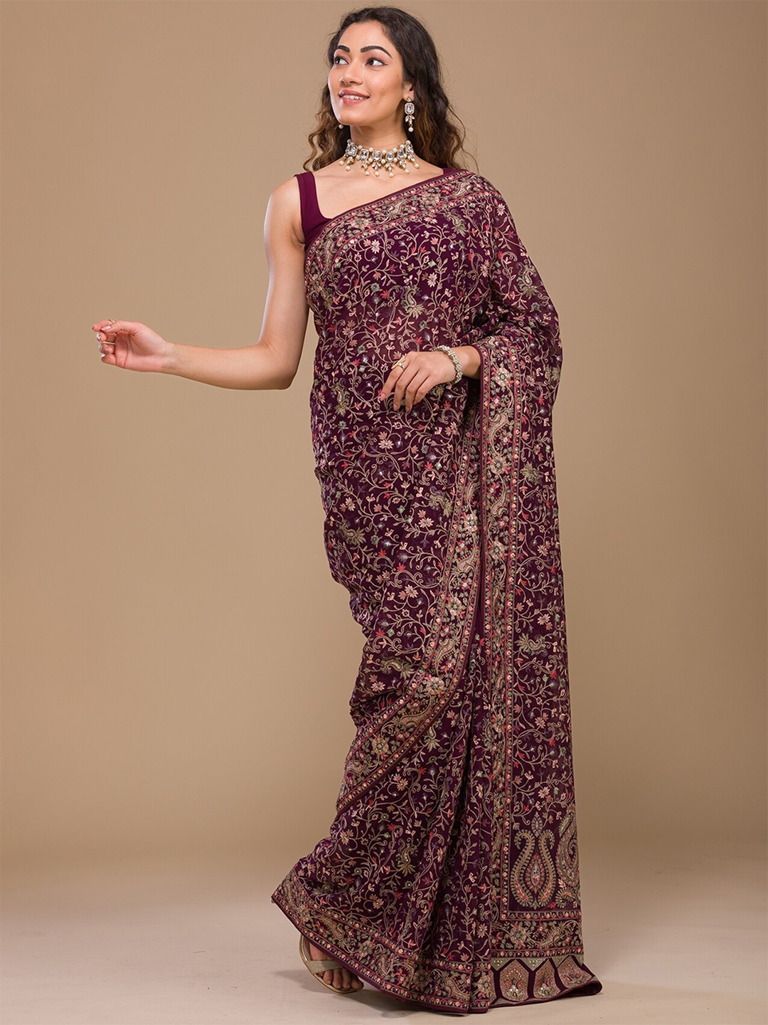

Koskii Floral Embroidered Saree, Maroon