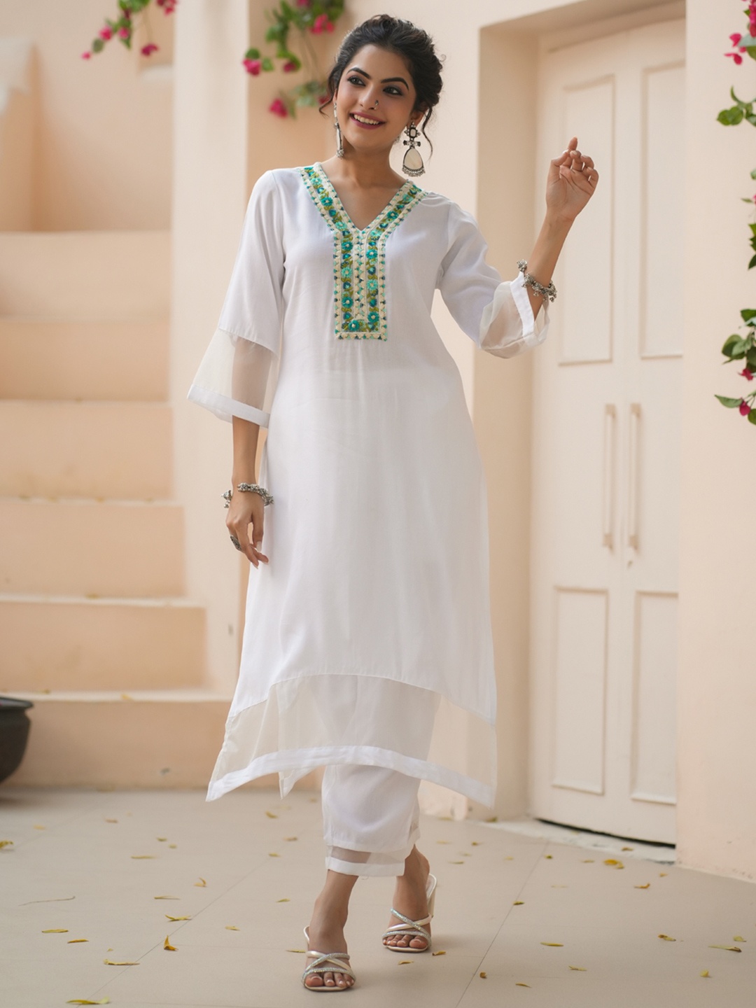 

Rain & Rainbow Floral Yoke Design Thread Work Kurta With Trousers, White