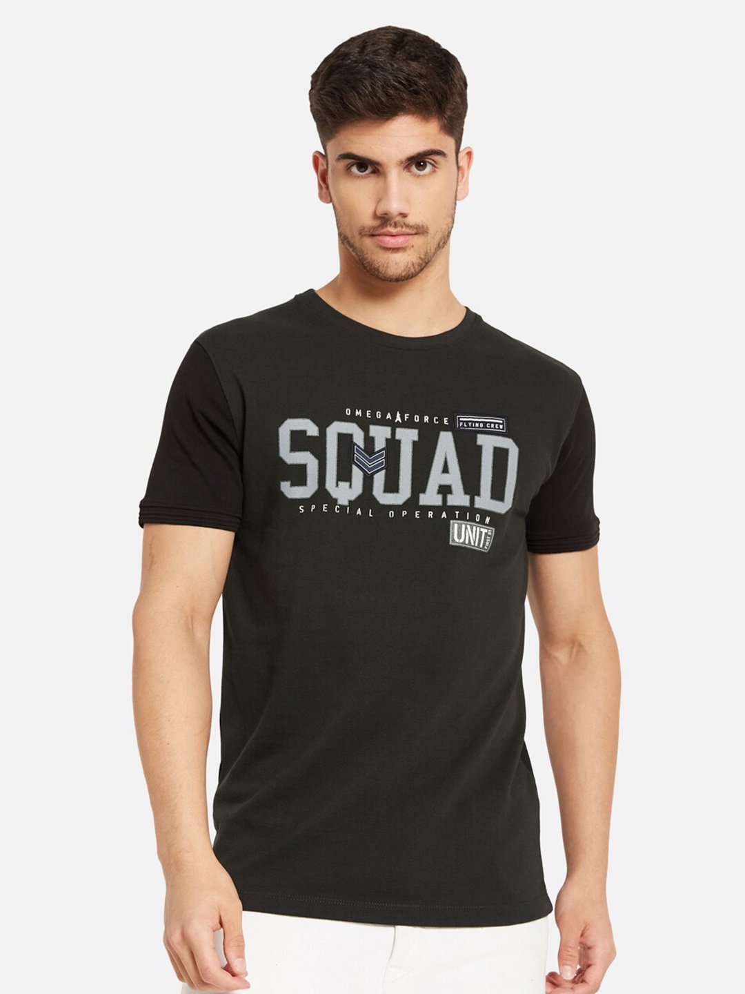 

Octave Men Olive Green Typography Printed Pockets T-shirt