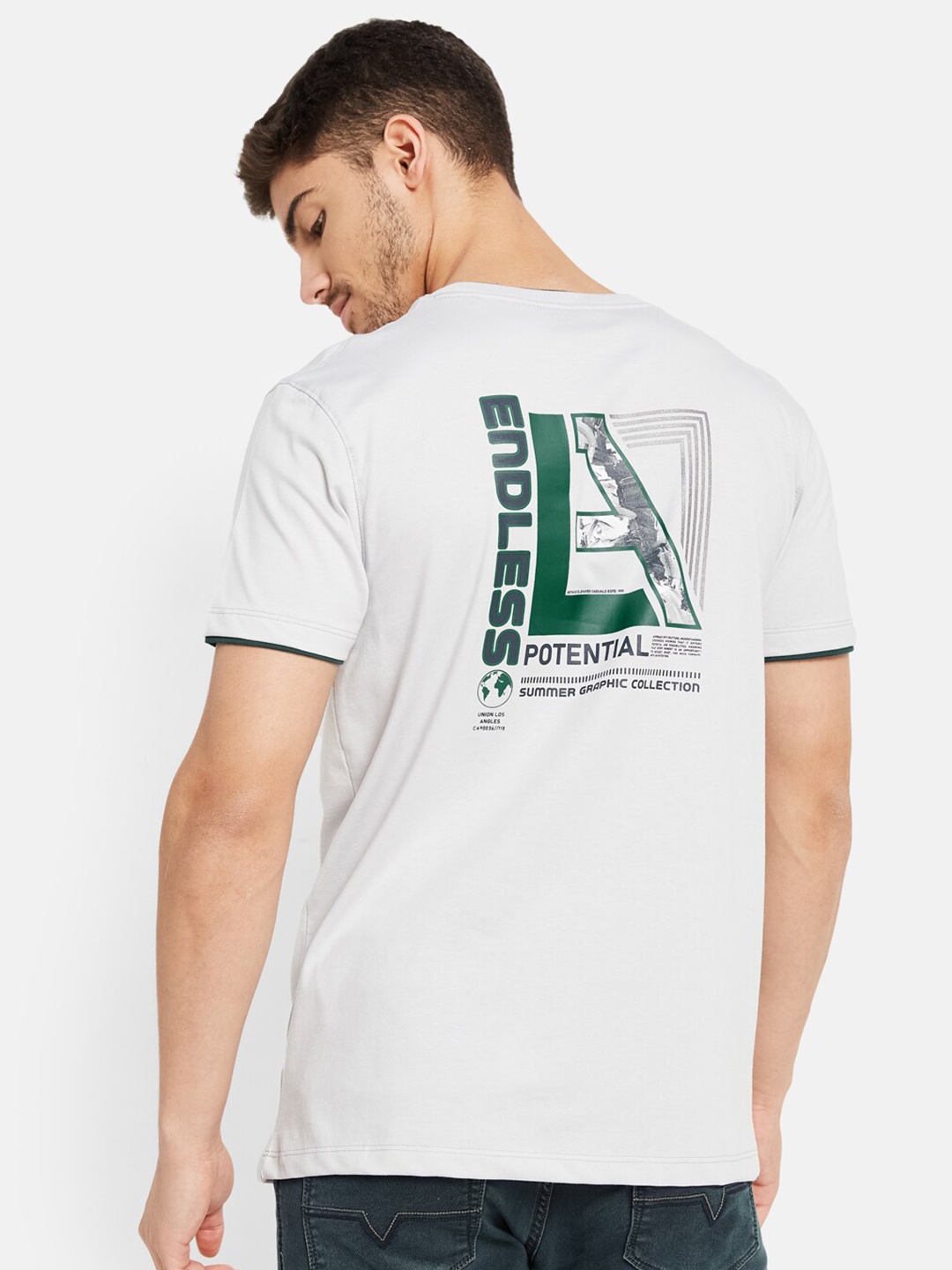 

Octave Men Grey Typography Printed T-shirt