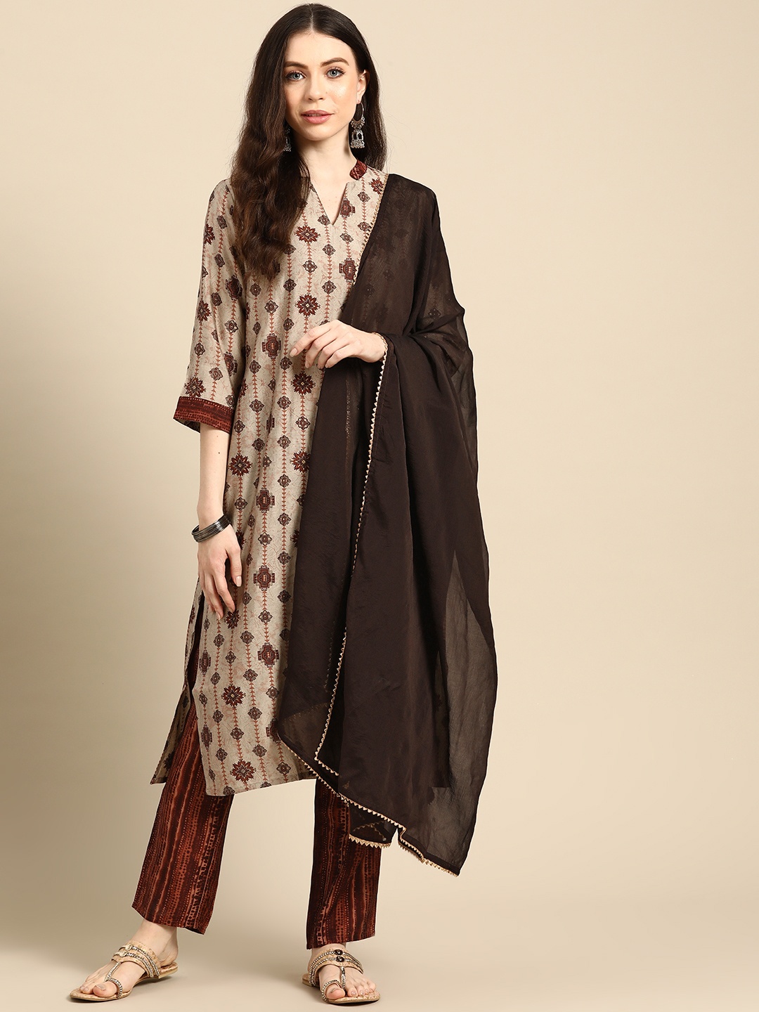 

Anouk Ethnic Motifs Foil Printed Kurta With Trousers & Dupatta, Brown