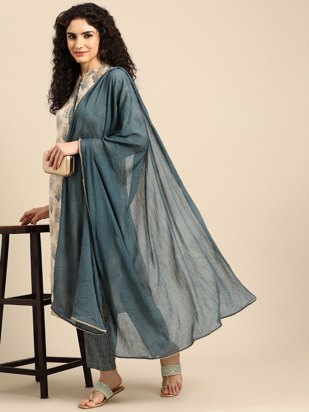 

Anouk Floral Foil Printed Kurta With Trousers & Dupatta, Blue