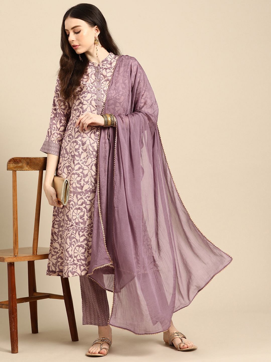 

Anouk Floral Foil Printed Regular Kurta With Trousers & Dupatta, Purple