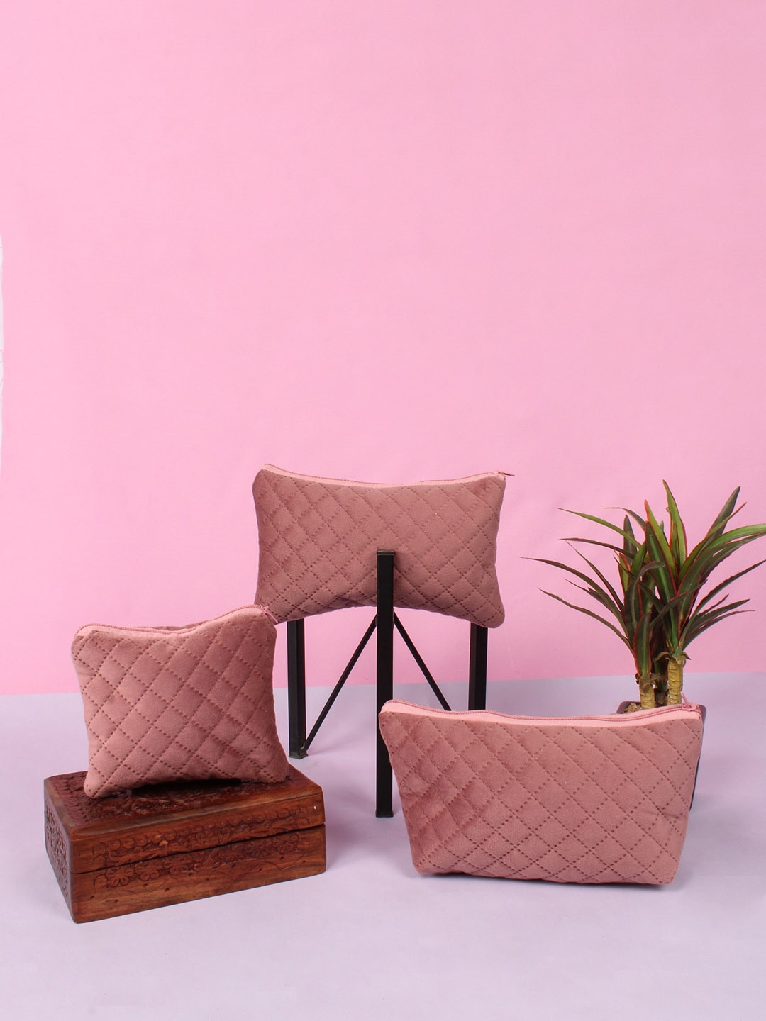 

STITCHNEST 3-Pcs Quilted Velvet Travel Pouches, Peach