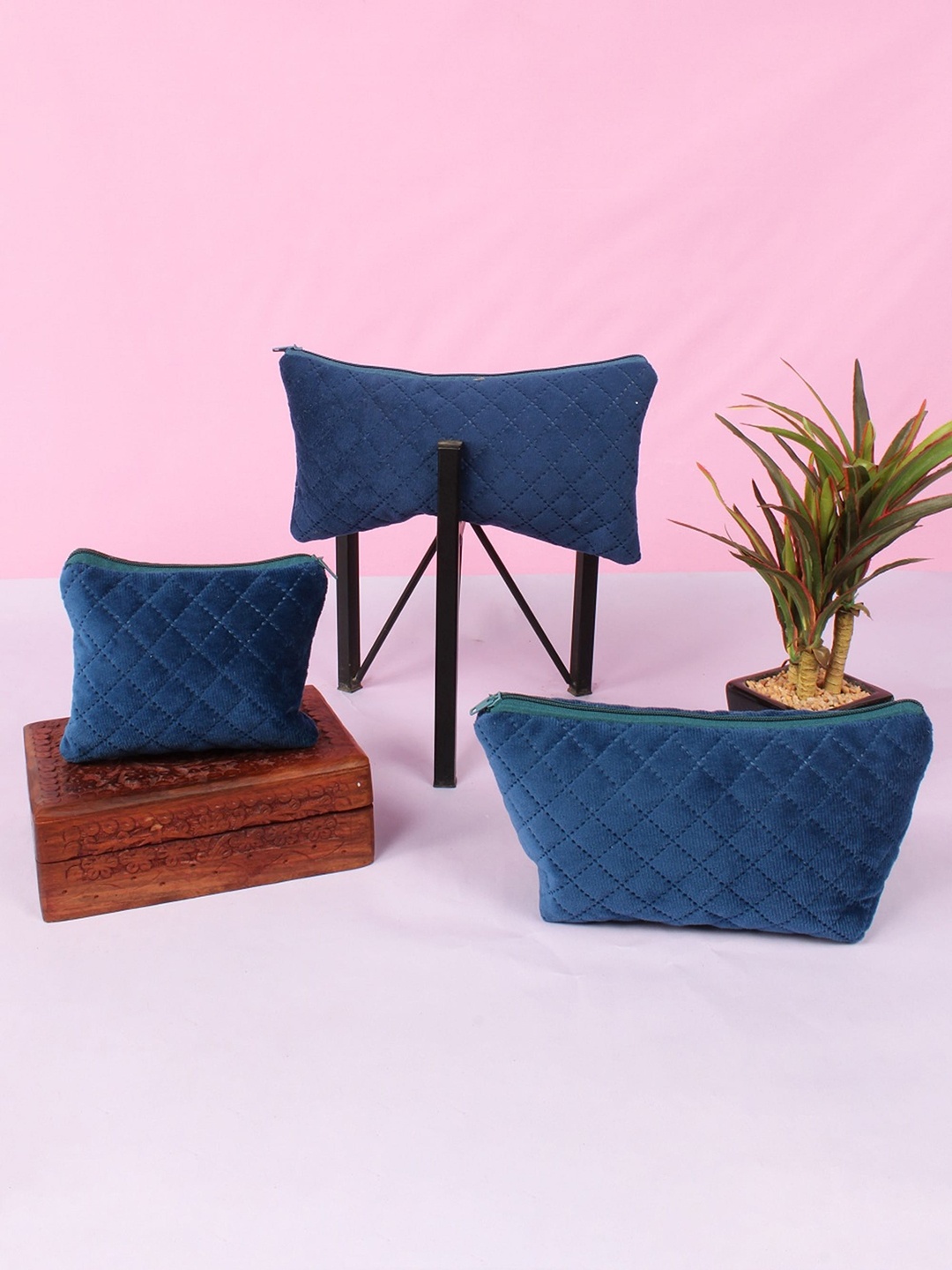 

STITCHNEST 3-Pcs Quilted Velvet Travel Pouches, Blue