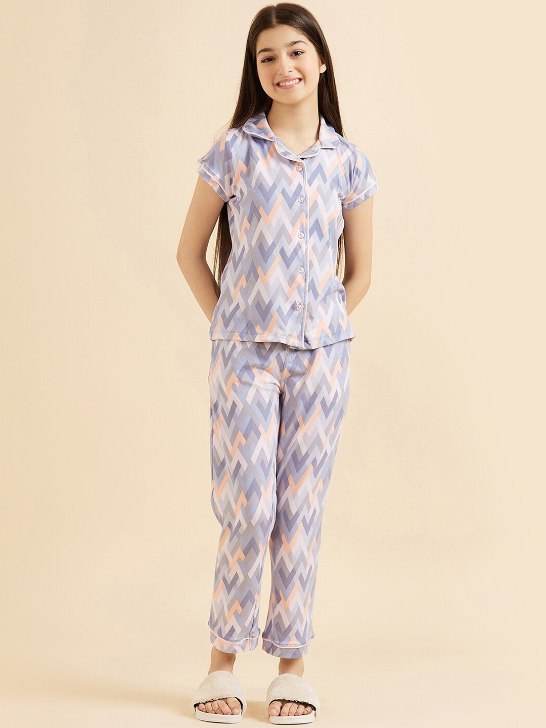 

Sweet Dreams Girls Pink & Purple Geometric Printed Night Suit