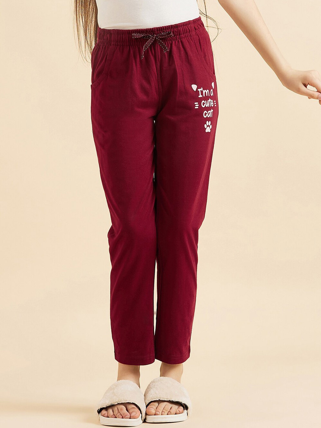 

Sweet Dreams Girls Burgundy Printed Mid-Rise Lounge Pants