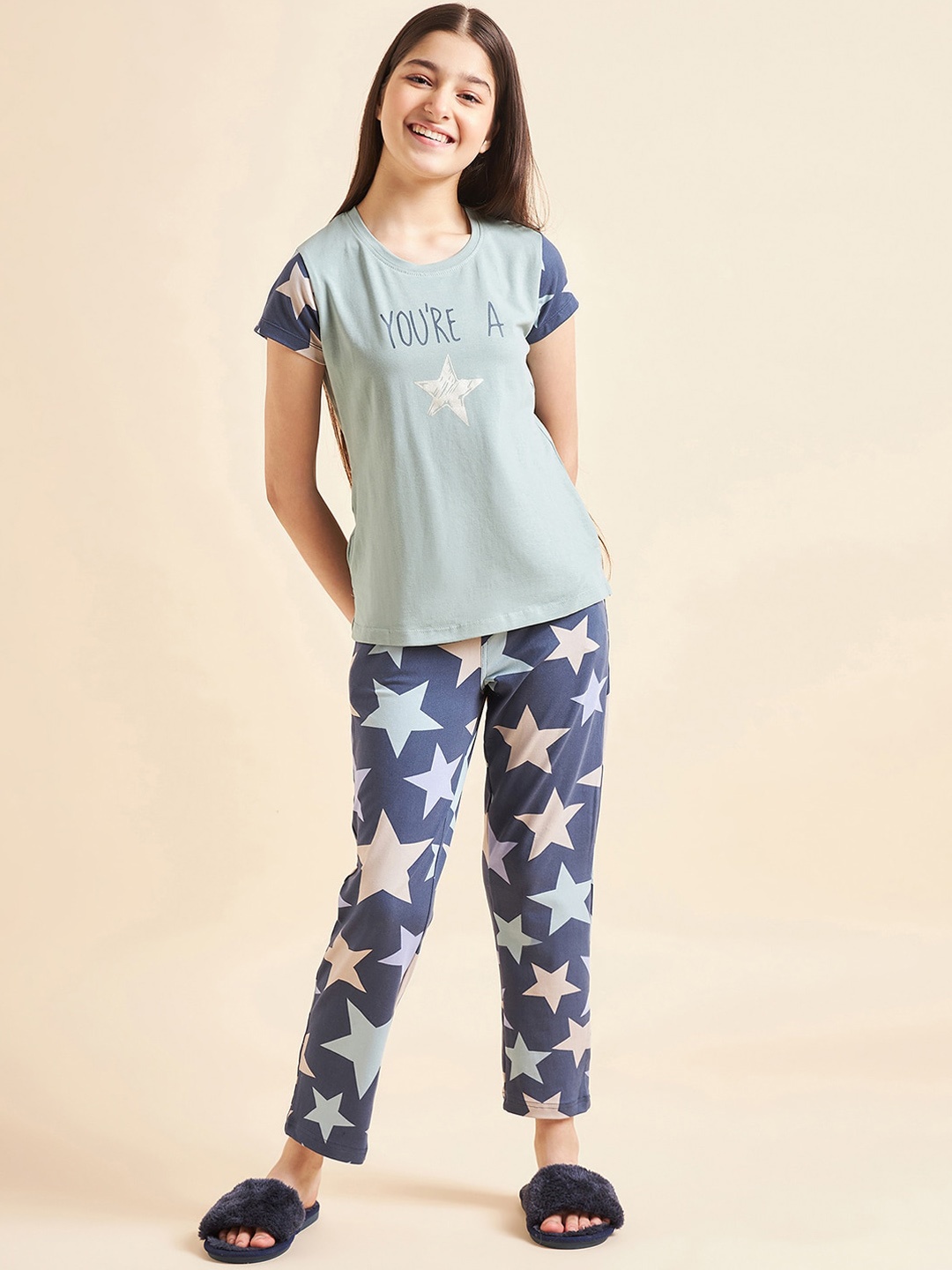 

Sweet Dreams Girls Green & Navy Blue Conversational Printed Night Suit