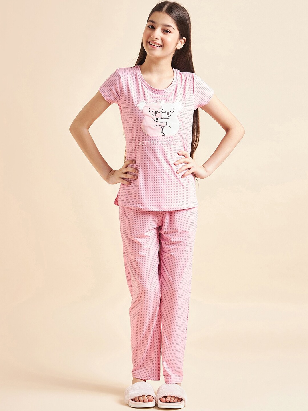 

Sweet Dreams Girls Pink & White Graphic Printed Night Suit