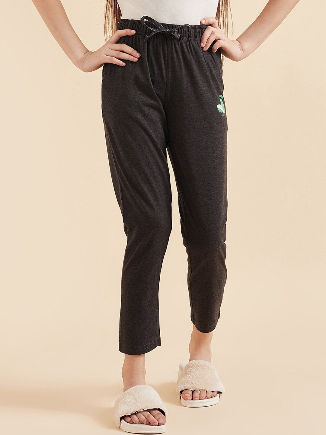 

Sweet Dreams Girls Charcoal Mid-Rise Lounge Pants