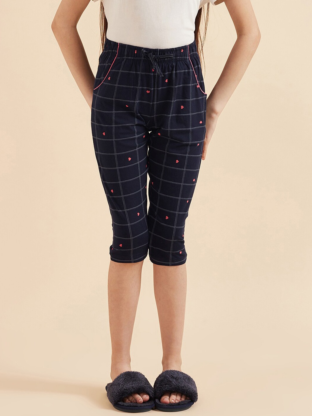 

Sweet Dreams Girls Navy Blue & Red Checked Mid-Rise Regular-Fit Cotton Capris