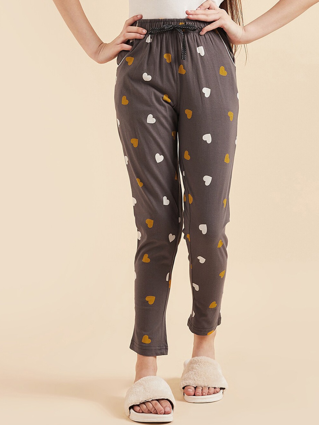 

Sweet Dreams Girls Taupe Printed Pure Cotton Lounge Pants