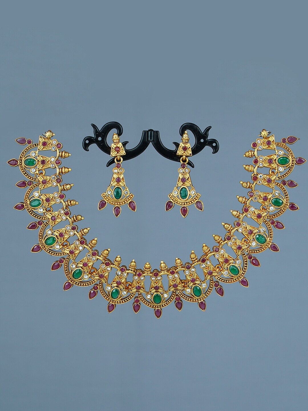 

Diksha collection Gold-Plated Stone-Studded Jewellery Set