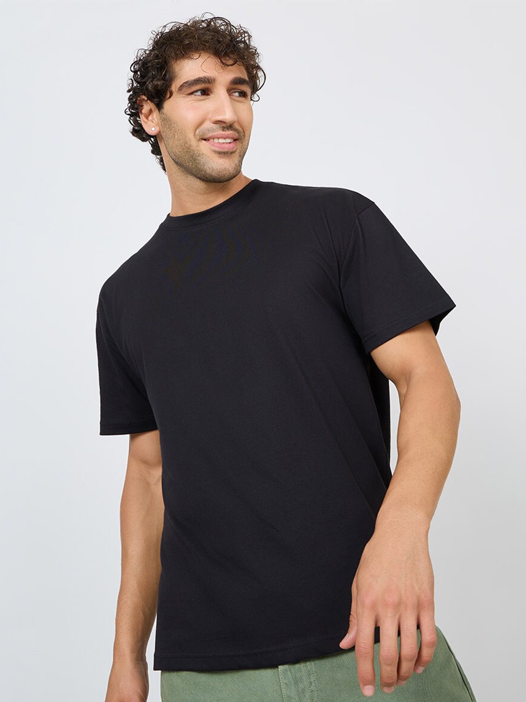 

Styli Men Back Typographic Print Oversized T-Shirt, Black