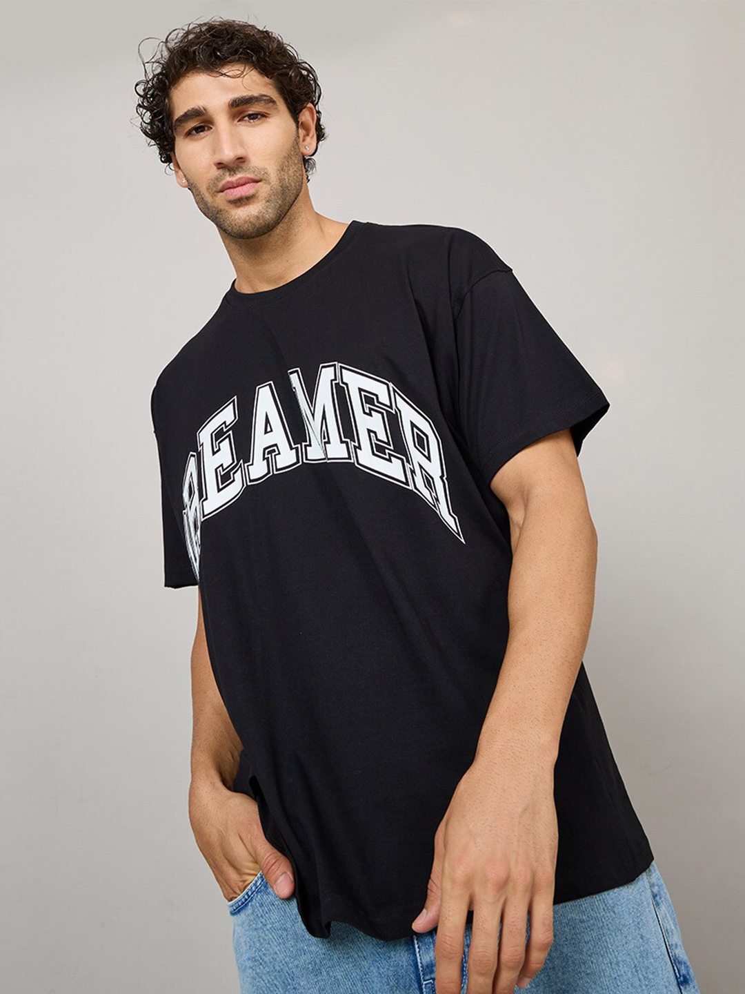 

Styli Men Dreamer Slogan Print Oversized T-Shirt, Black