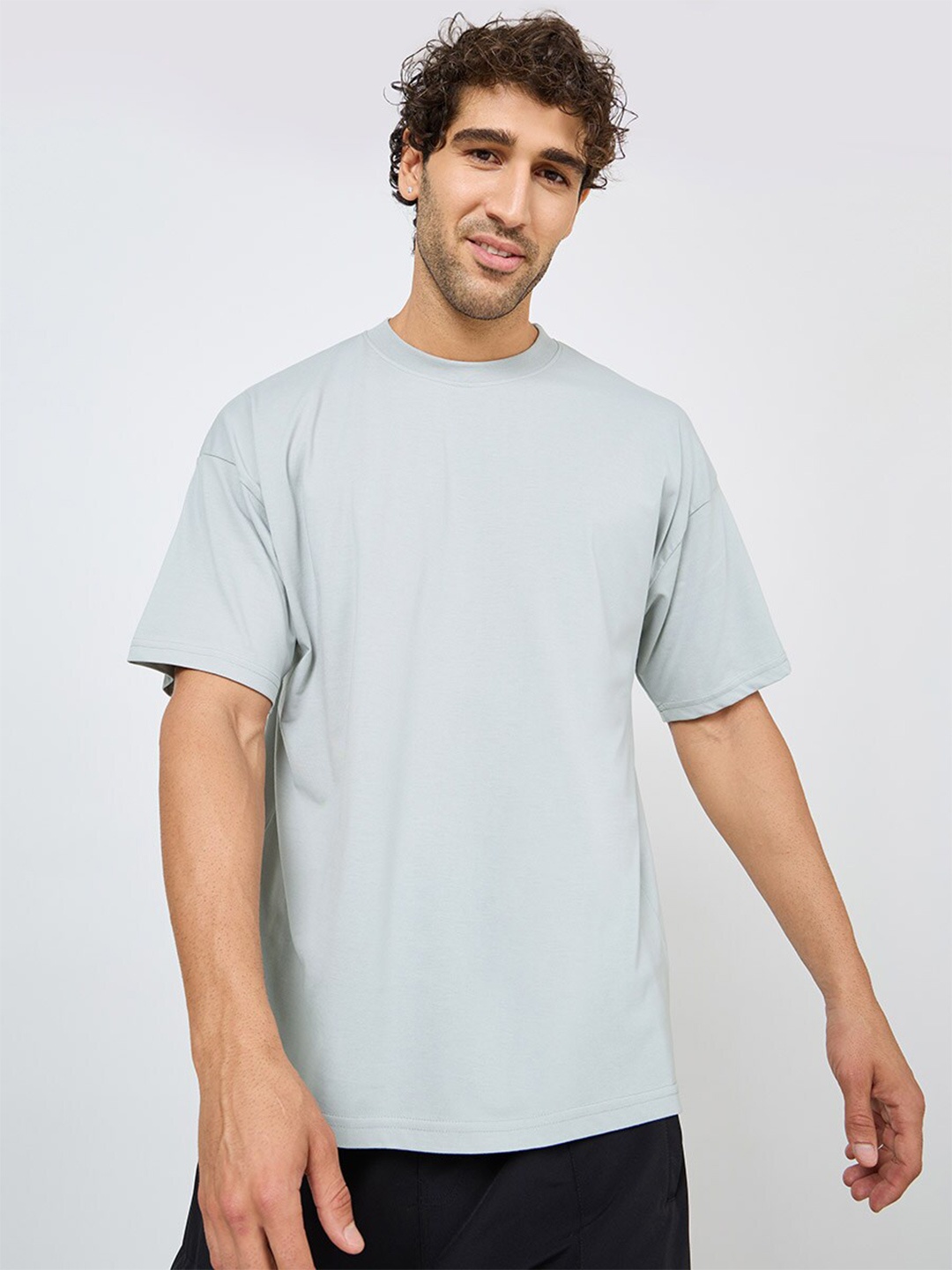 

Styli Men Grey Back Typography Printed Oversized T-shirt
