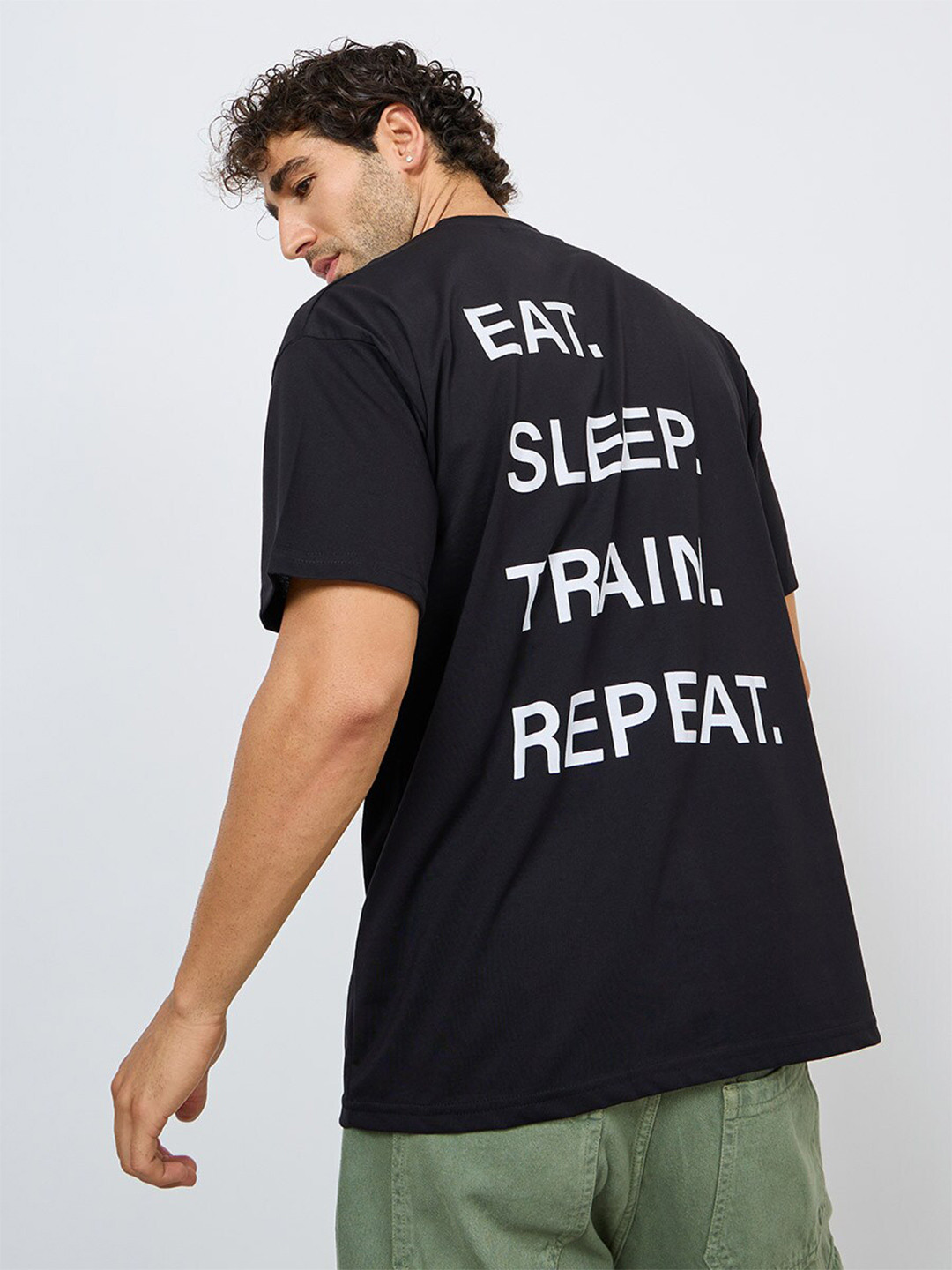 

Styli Men Slogan Back Print Oversized Active T-Shirt, Black