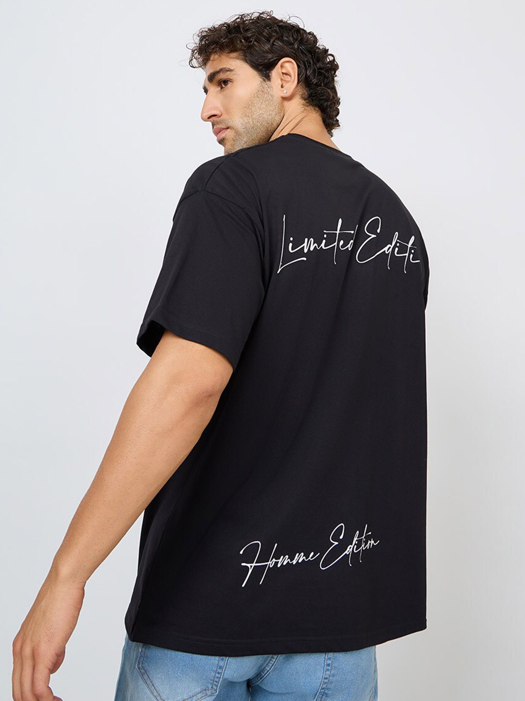 

Styli Men Typography Printed T-shirt, Black