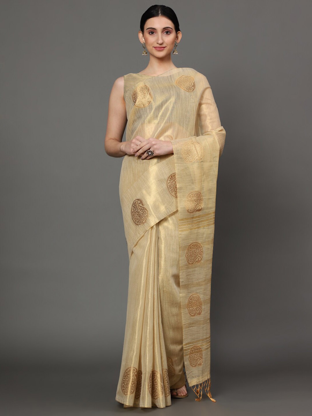 

Tasarika Woven Design Zari Tissue Banarasi Saree, Cream