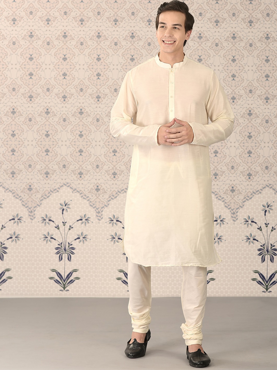 

Ode by House of Pataudi Off White Mandarin Collar Kurta with Churidar & Nehru Jacket